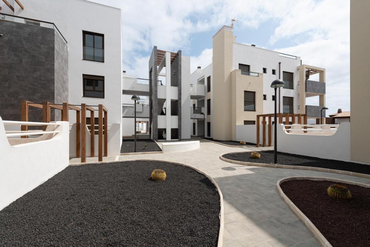 Homeforguest Flat With Large Terrace In Modern Residential Complex With Swimming Pool 칼레타데푸스테 외부 사진