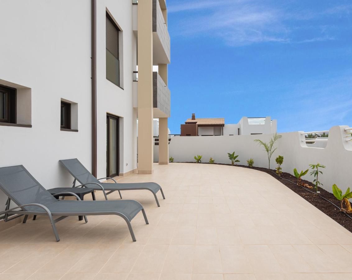 Homeforguest Flat With Large Terrace In Modern Residential Complex With Swimming Pool 칼레타데푸스테 외부 사진