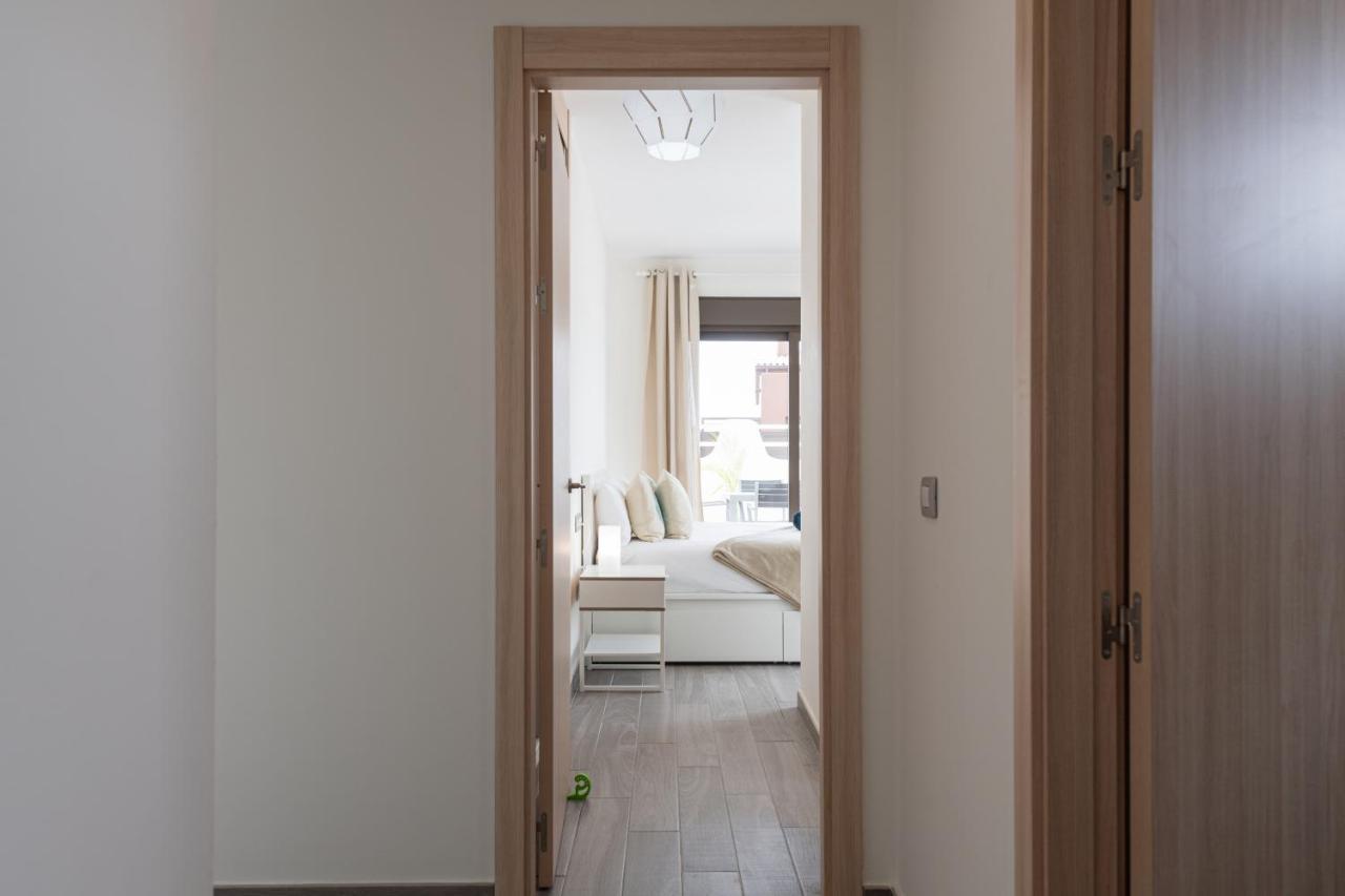 Homeforguest Flat With Large Terrace In Modern Residential Complex With Swimming Pool 칼레타데푸스테 외부 사진