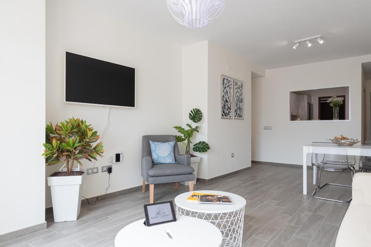 Homeforguest Flat With Large Terrace In Modern Residential Complex With Swimming Pool 칼레타데푸스테 외부 사진