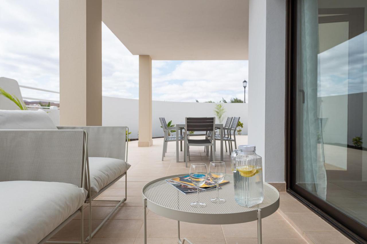 Homeforguest Flat With Large Terrace In Modern Residential Complex With Swimming Pool 칼레타데푸스테 외부 사진